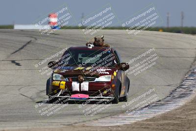 media/Sep-28-2025-24 Hours of Lemons (Sun) [[5dfe0e5f6e]]/12pm (Outside Grapevine)/